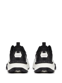 Valentino Garavani Sneakers Black