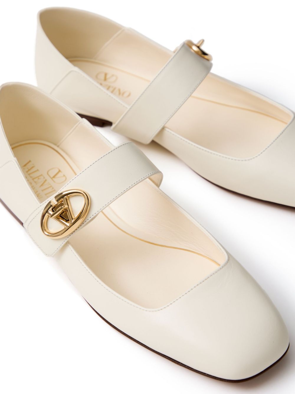 Valentino Garavani Flat shoes White