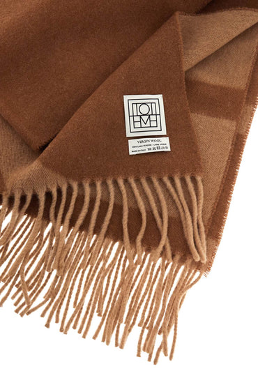 Toteme camel wool jacquard monogram scarf made in italy